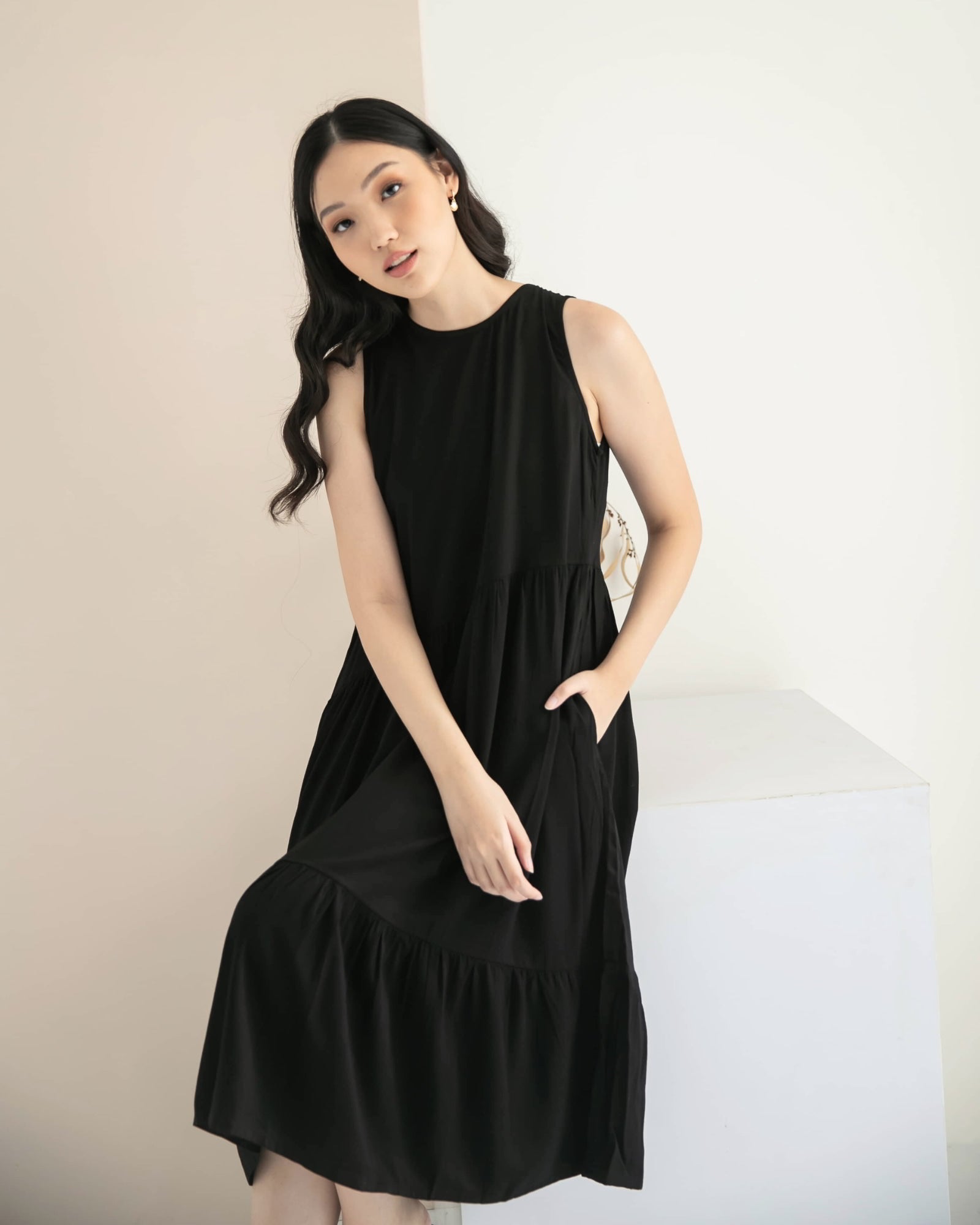 Ms Daisy Chloe Sleeveless Midi Dress