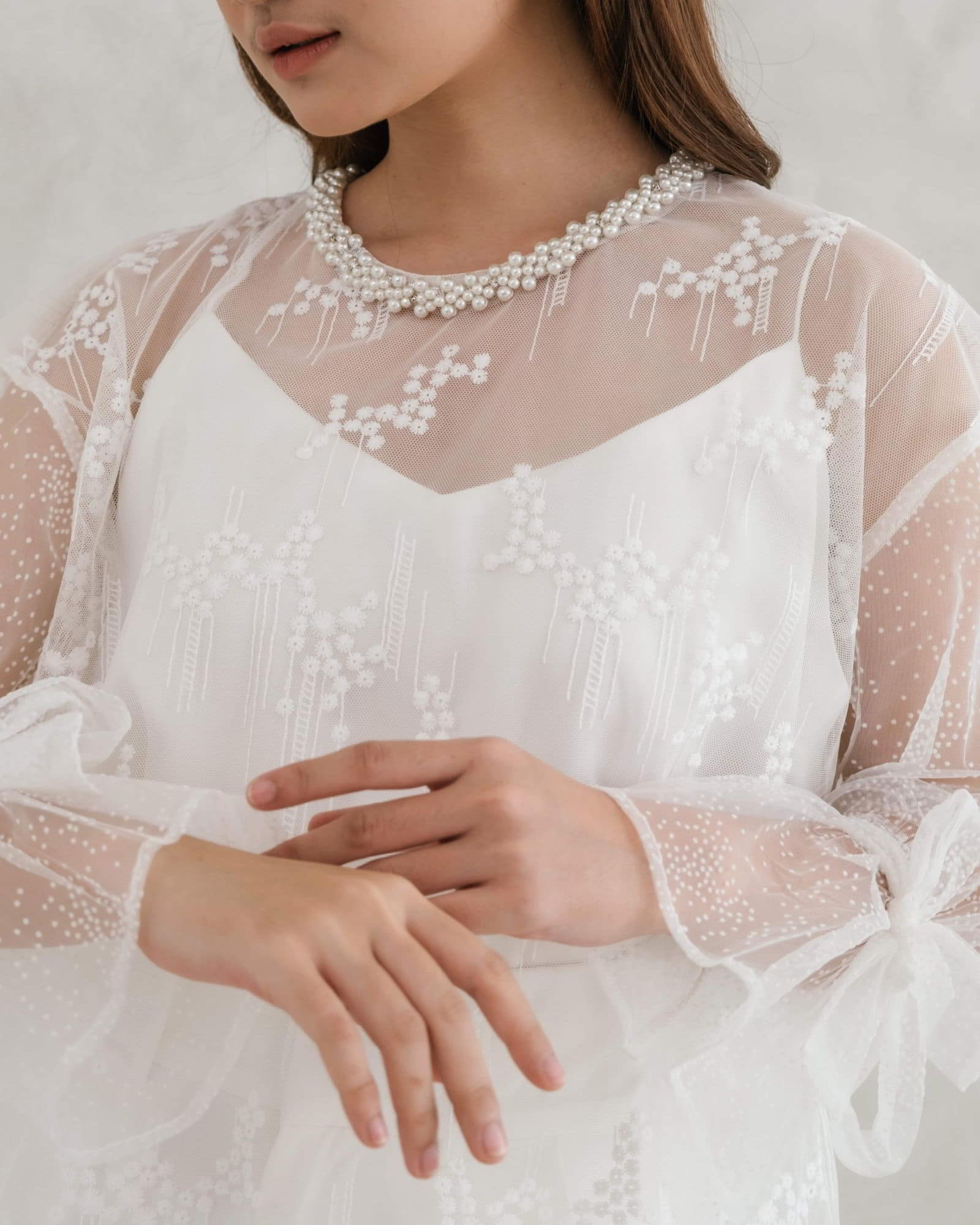 Ms Daisy Jian Pearl Tulle Top with Inner / Atasan mewah lebaran