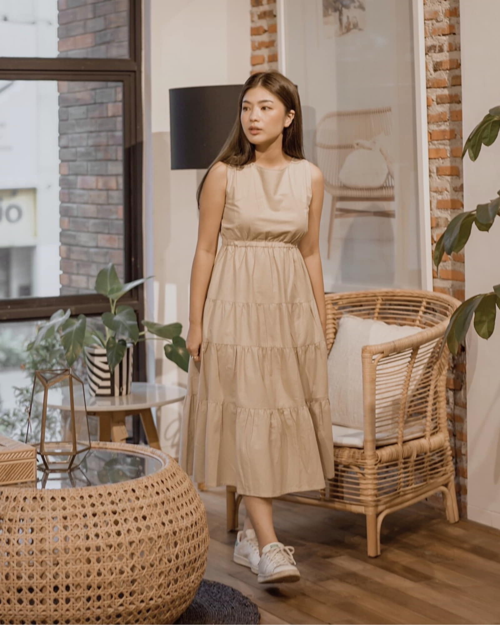 Ms Daisy Naomi Tiered Linen Midi Dress