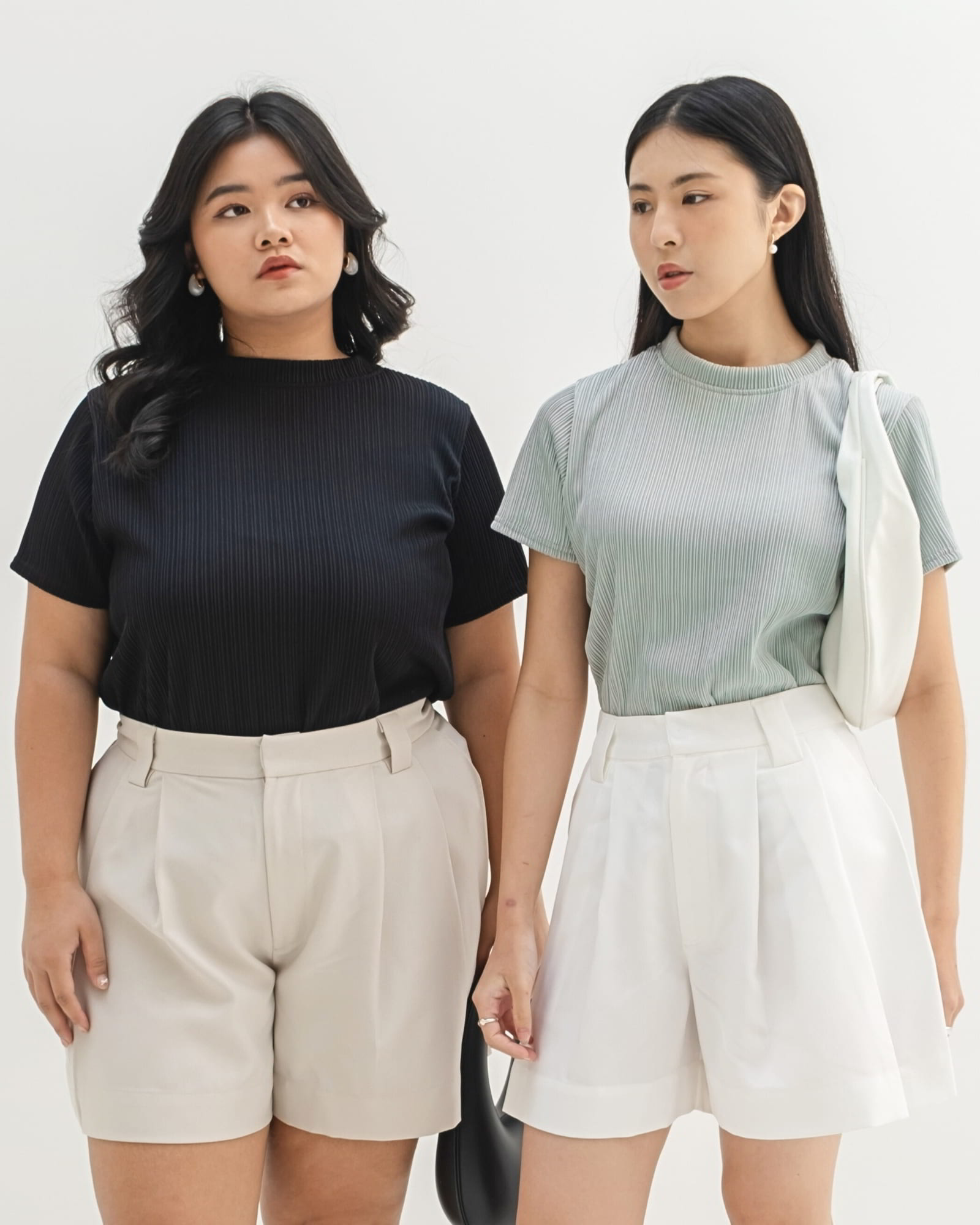 Ms Daisy Candy Pleats Knit T-Shirt