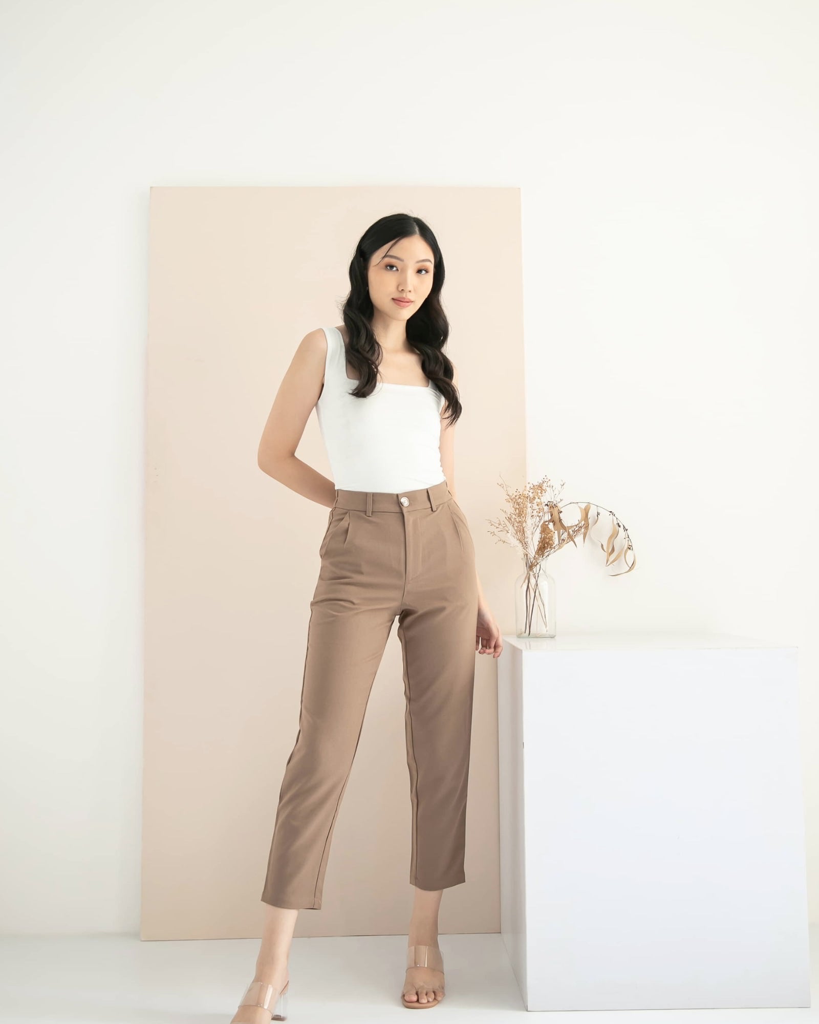 Ms Daisy Viola Slim Fit Cropped Pants