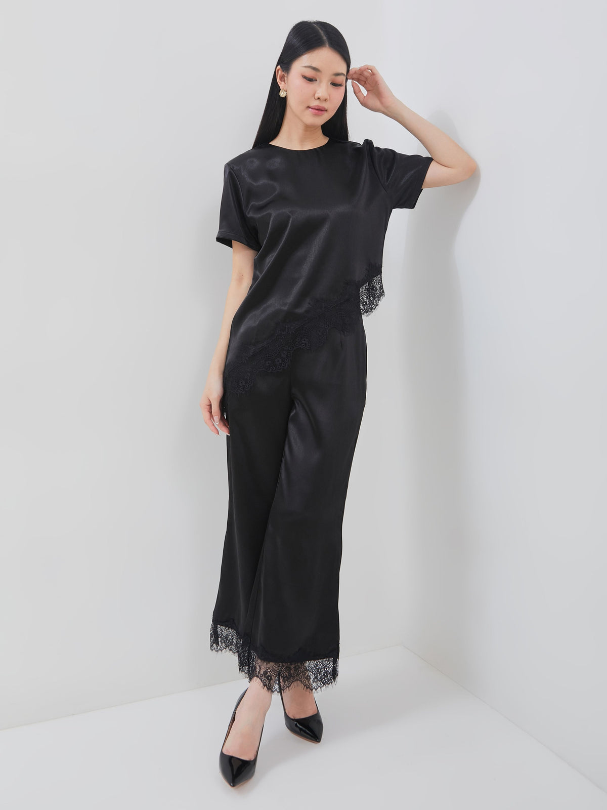 Ms Daisy Jesslyn Satin Lace Top