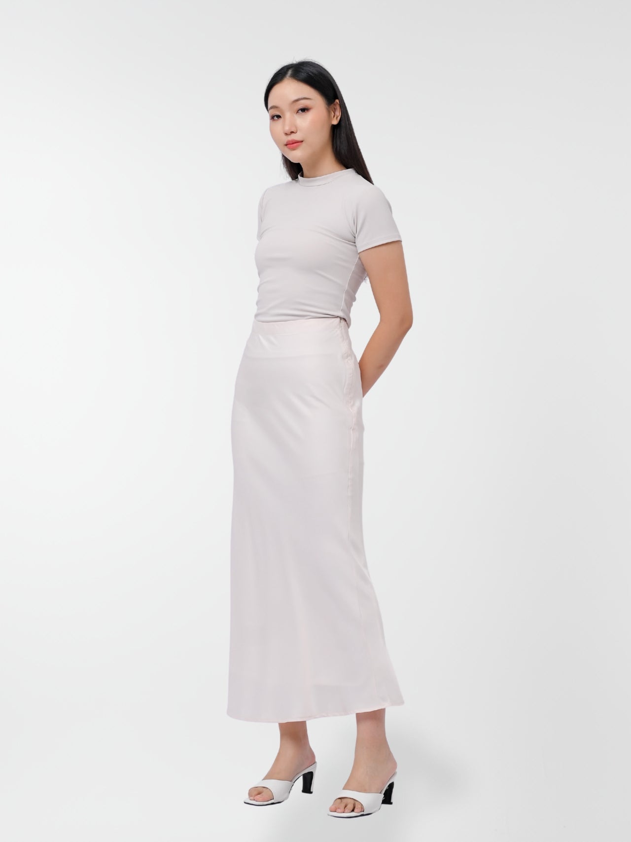 Ms Daisy Aurora Satin Skirt