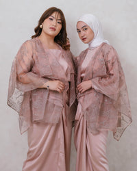 Ms Daisy Jasmin Set Rok Lilit & Atasan Satin Premium dengan Organza Outer / Set Lebaran