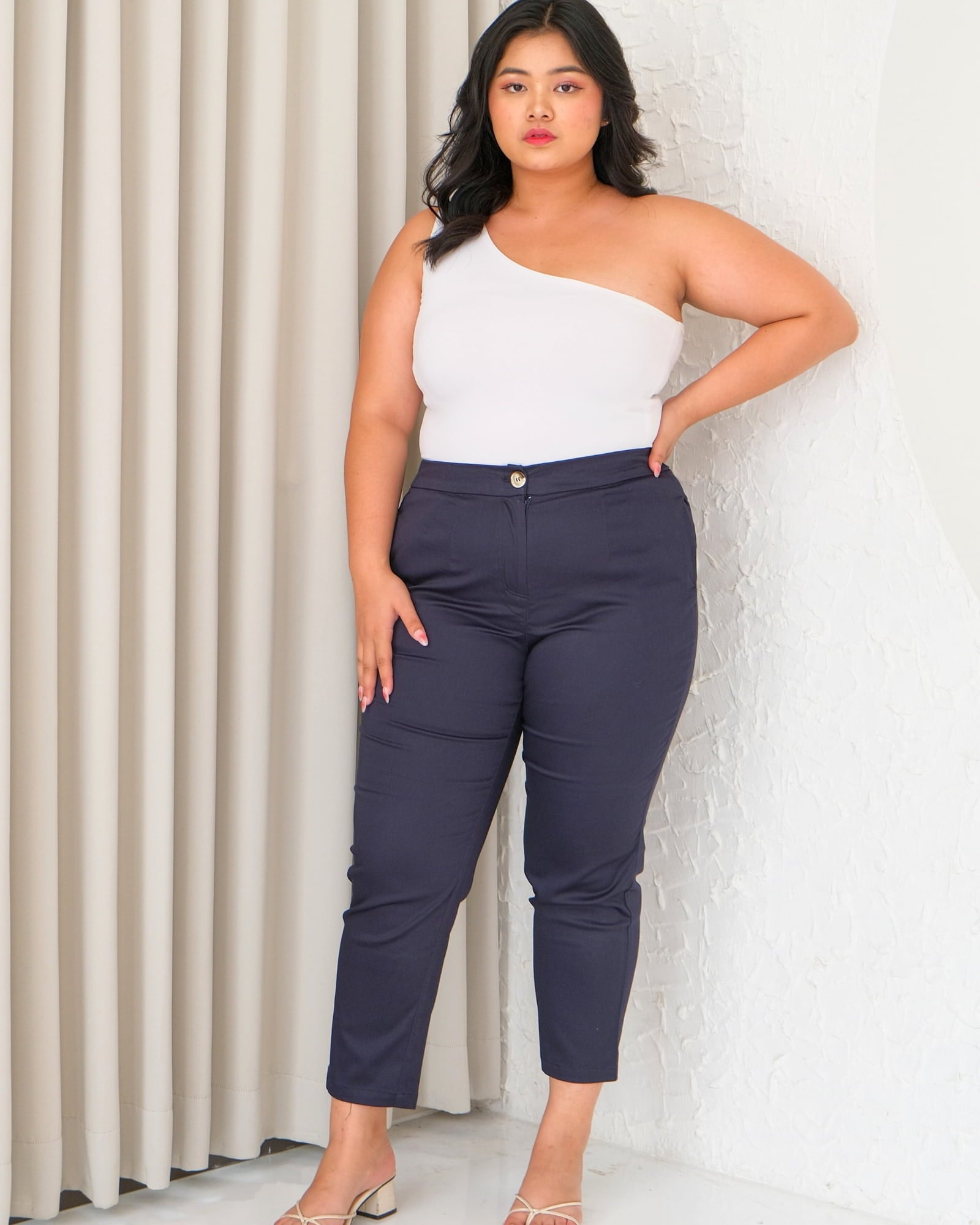 Ms Daisy Mia Basic Cropped Pants