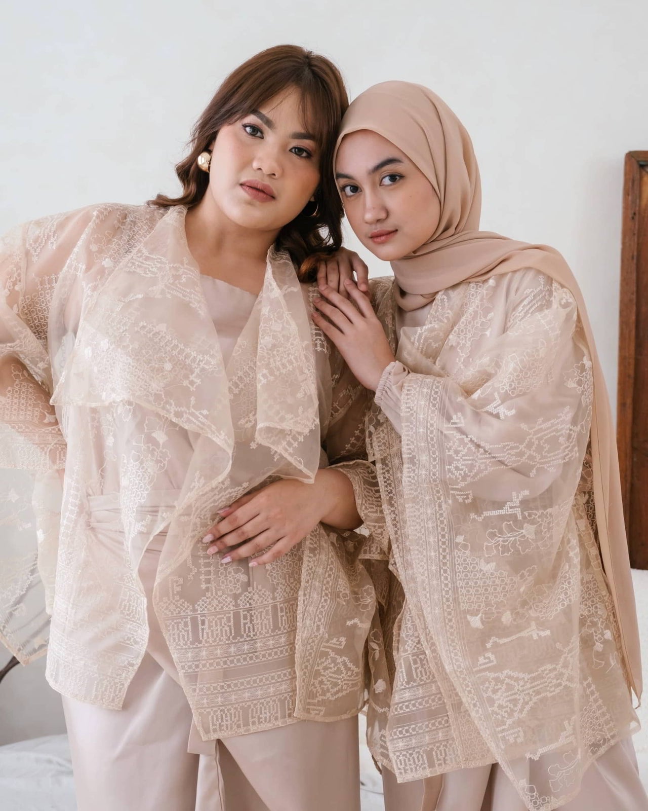 Ms Daisy Jasmin Set Rok Lilit & Atasan Satin Premium dengan Organza Outer / Set Lebaran