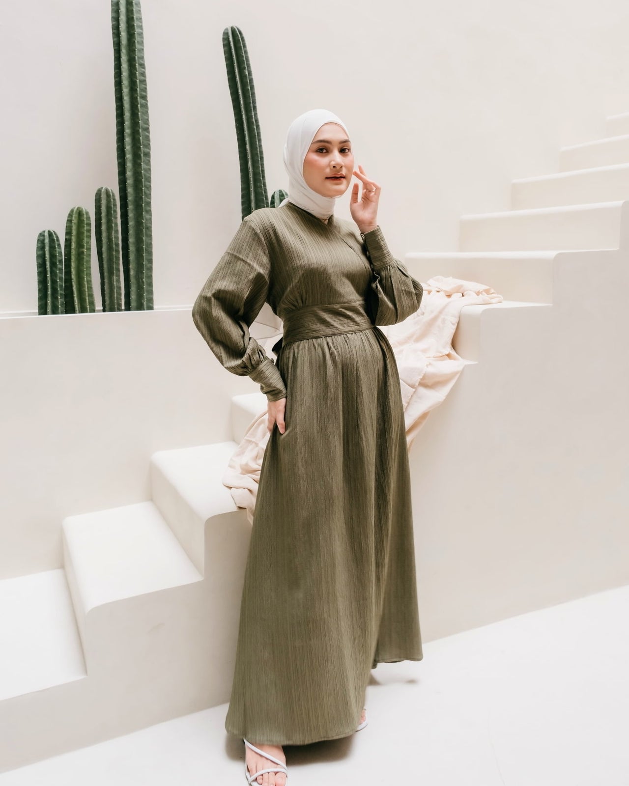 Ariana Textured Belted Dress – Dress Hijab Friendly | Ms Daisy