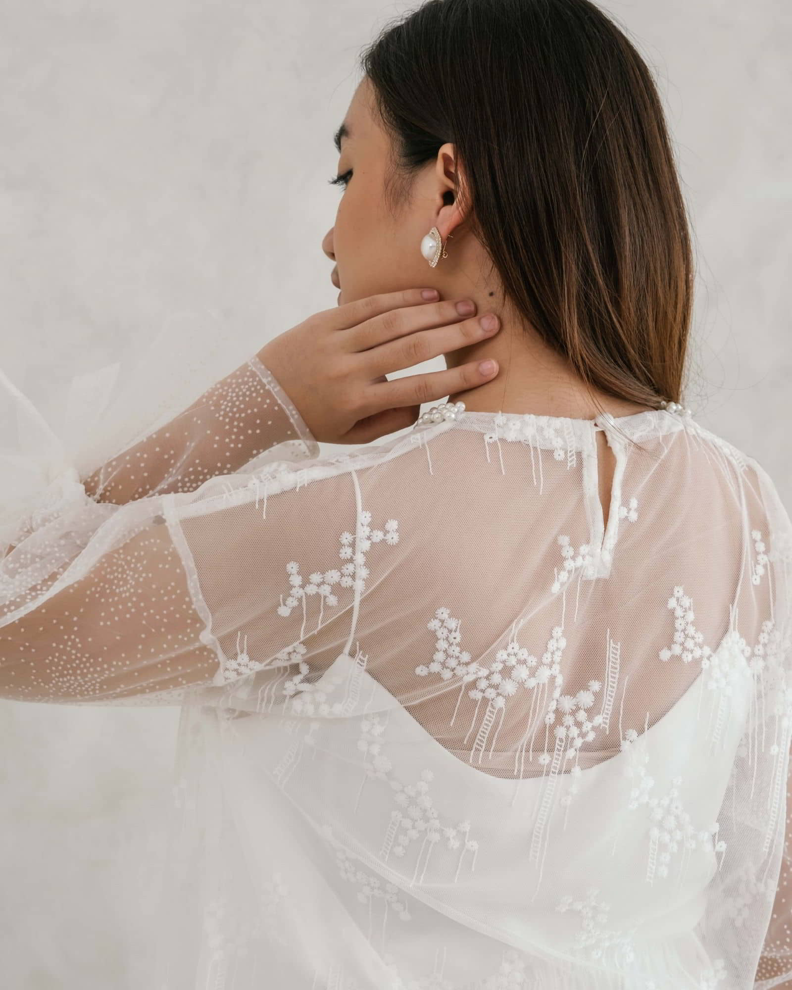 Ms Daisy Jian Pearl Tulle Top with Inner / Atasan mewah lebaran