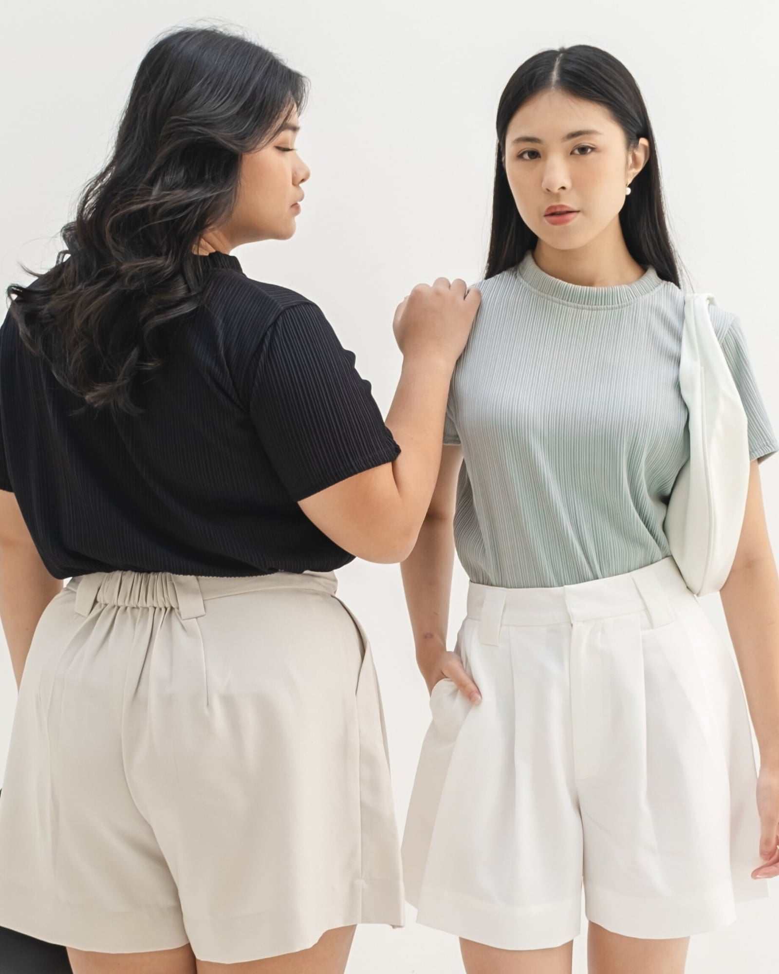 Ms Daisy Candy Pleats Knit T-Shirt