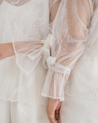 Ms Daisy Jian Pearl Tulle Top with Inner / Atasan mewah lebaran
