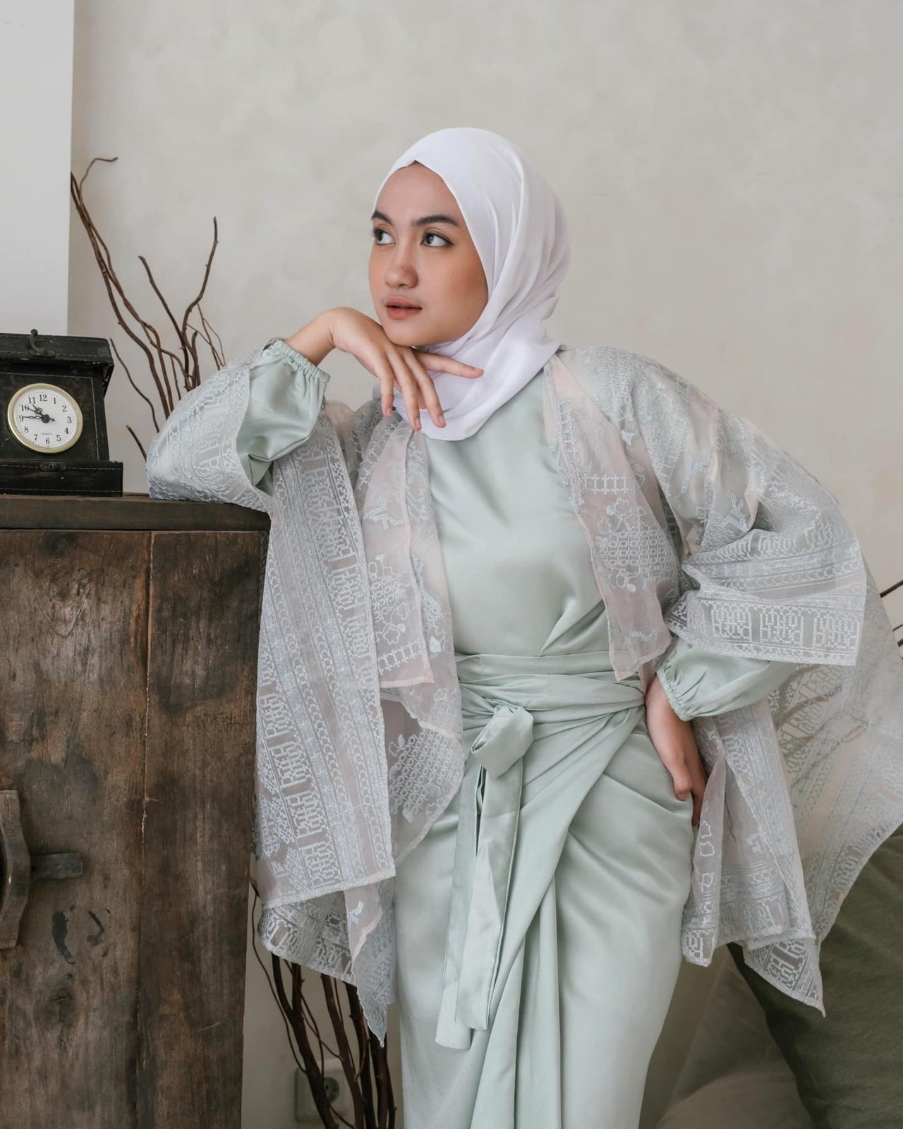 Ms Daisy Jasmin Set Rok Lilit & Atasan Satin Premium dengan Organza Outer / Set Lebaran