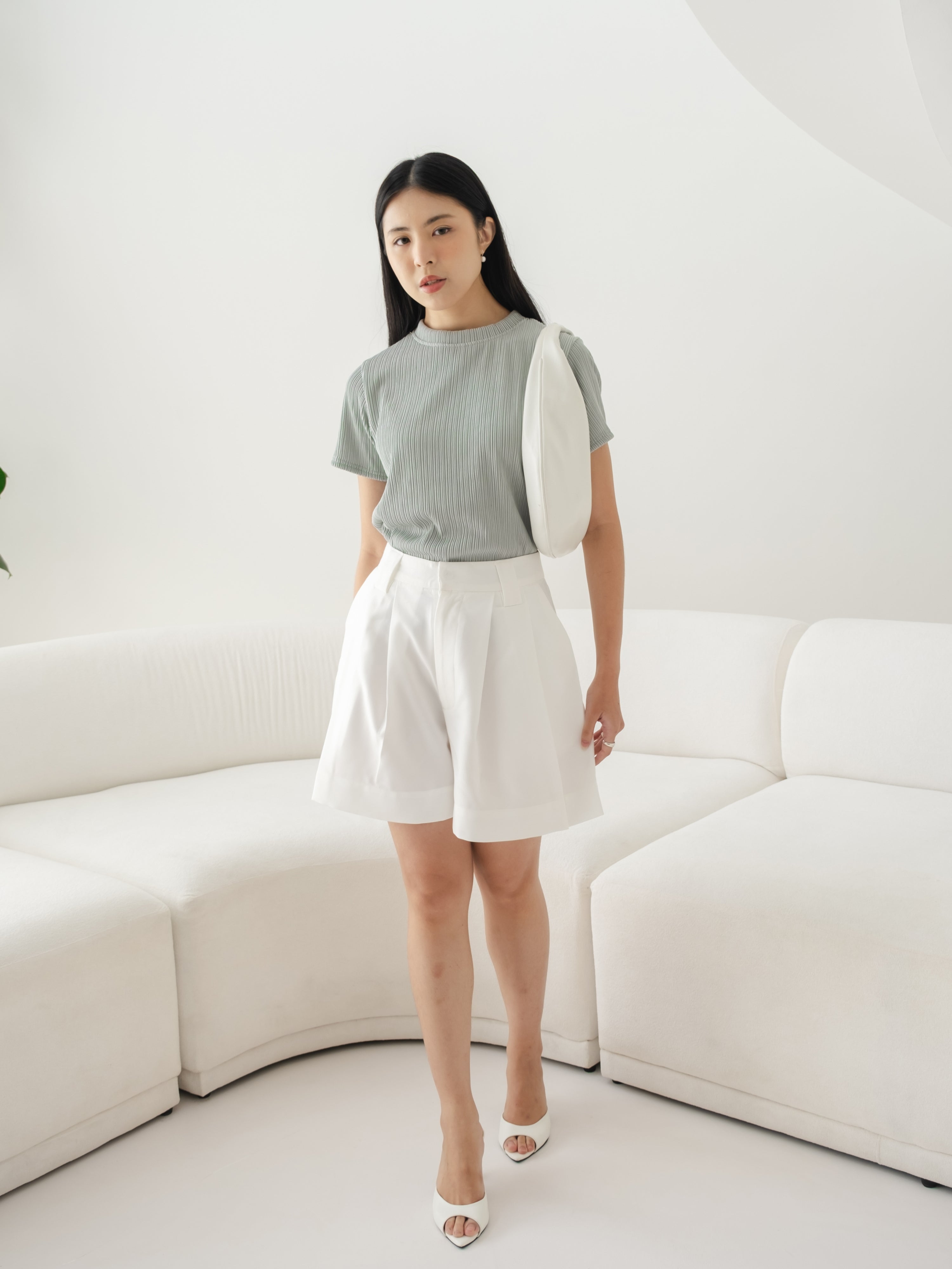 (MINOR DEFECT) Chrissy Short Pants