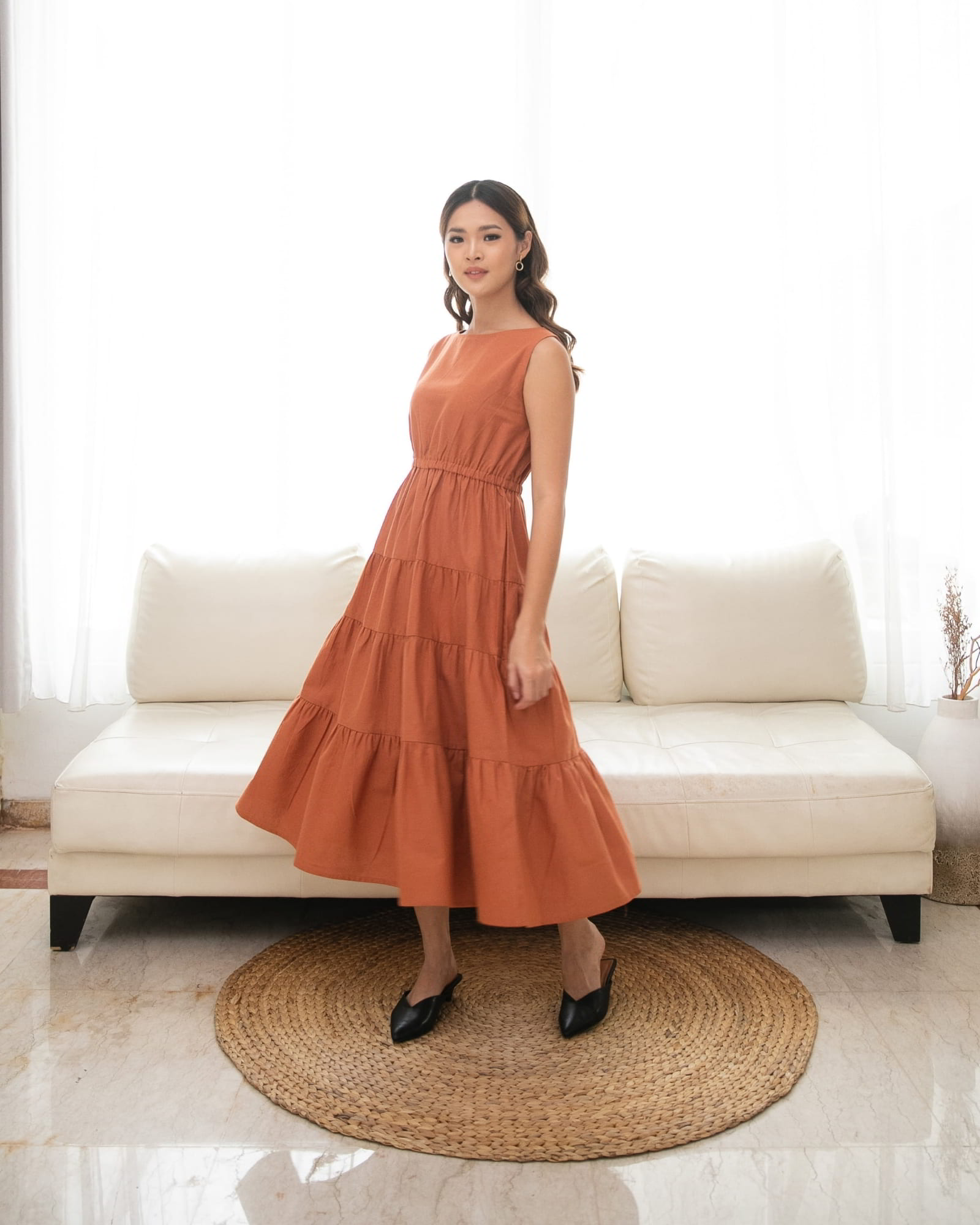 Ms Daisy Naomi Tiered Linen Midi Dress