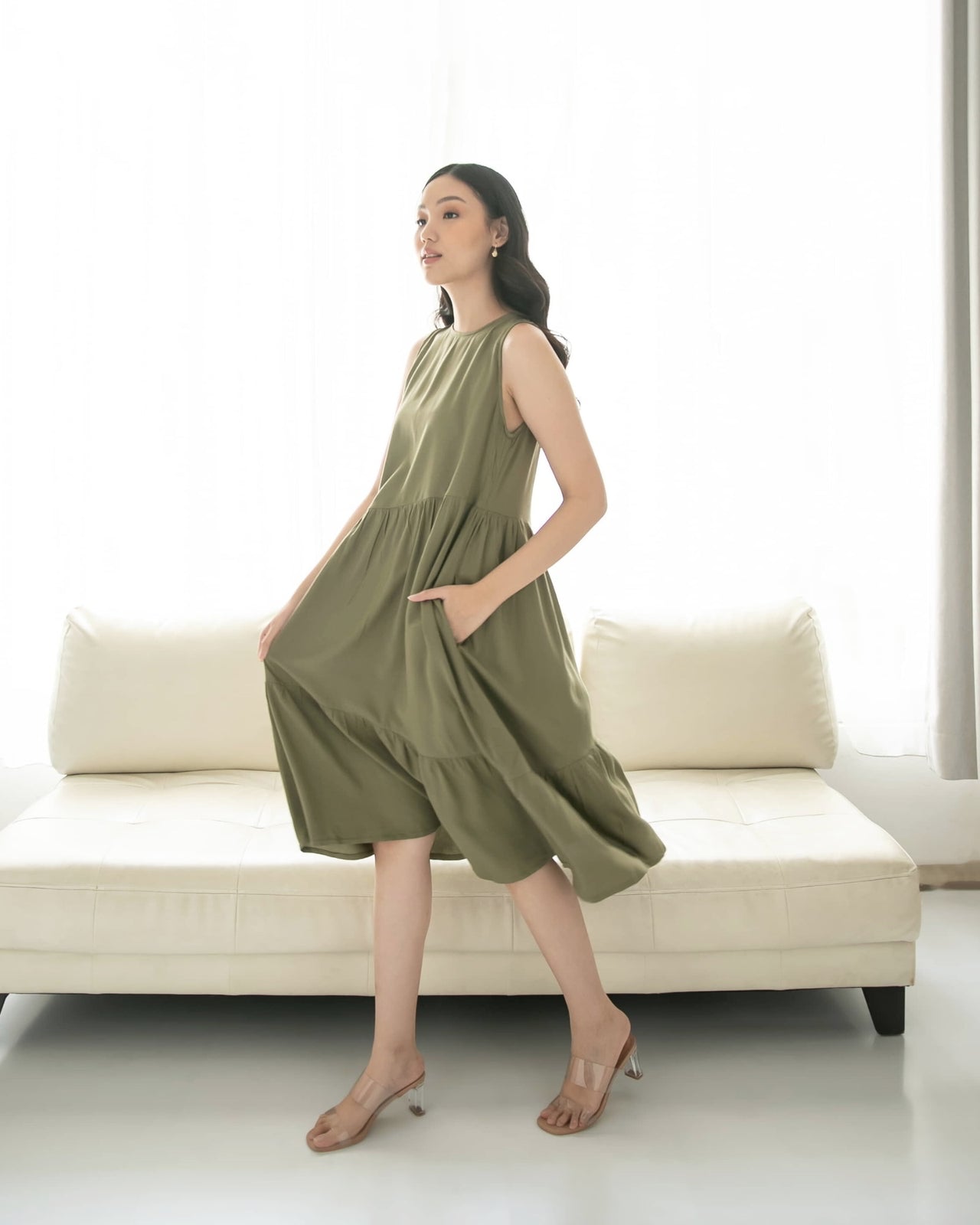 Ms Daisy Chloe Sleeveless Midi Dress
