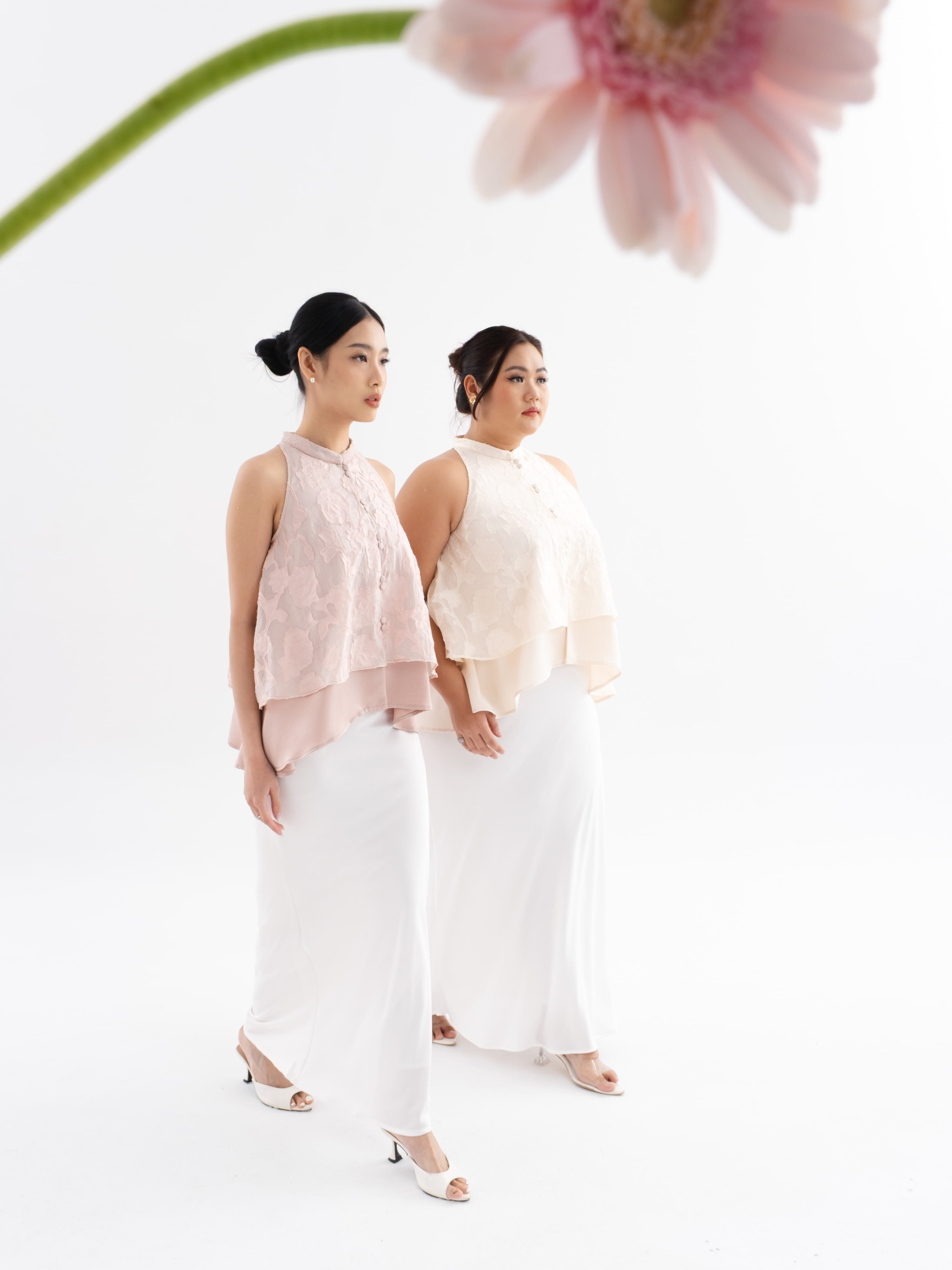 Ms Daisy [Bloom] - Magnolia Top